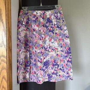 Women’s Christopher & Banks Size 4 Petite Back Zip Floral Lightweight Skirt